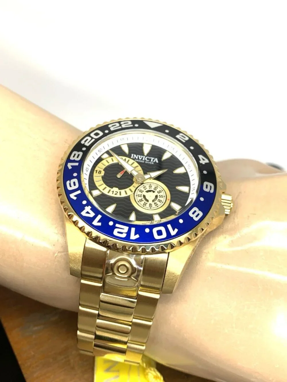 Invicta Men's Watch 47303 Grand Diver Swiss Automatic Blac Dial Gold Steel 47mm